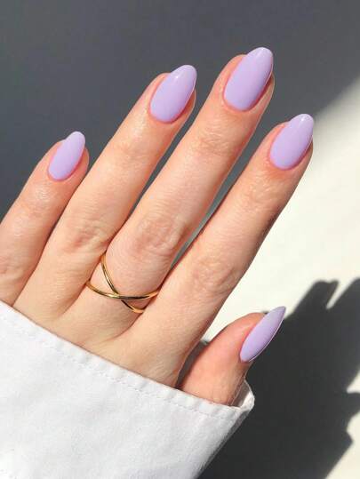Short Oval Striped Press-On Nails — 24 Pieces — image 4