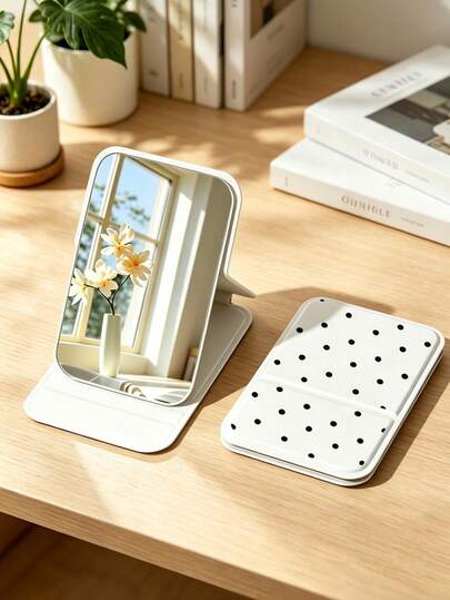 Minimalist Folding Makeup Mirror — image 2