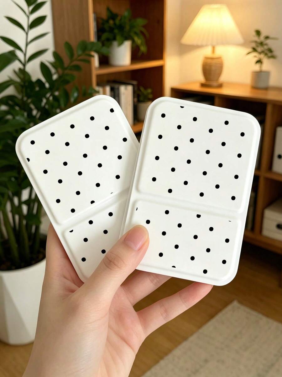 Minimalist Folding Makeup Mirror — image 3