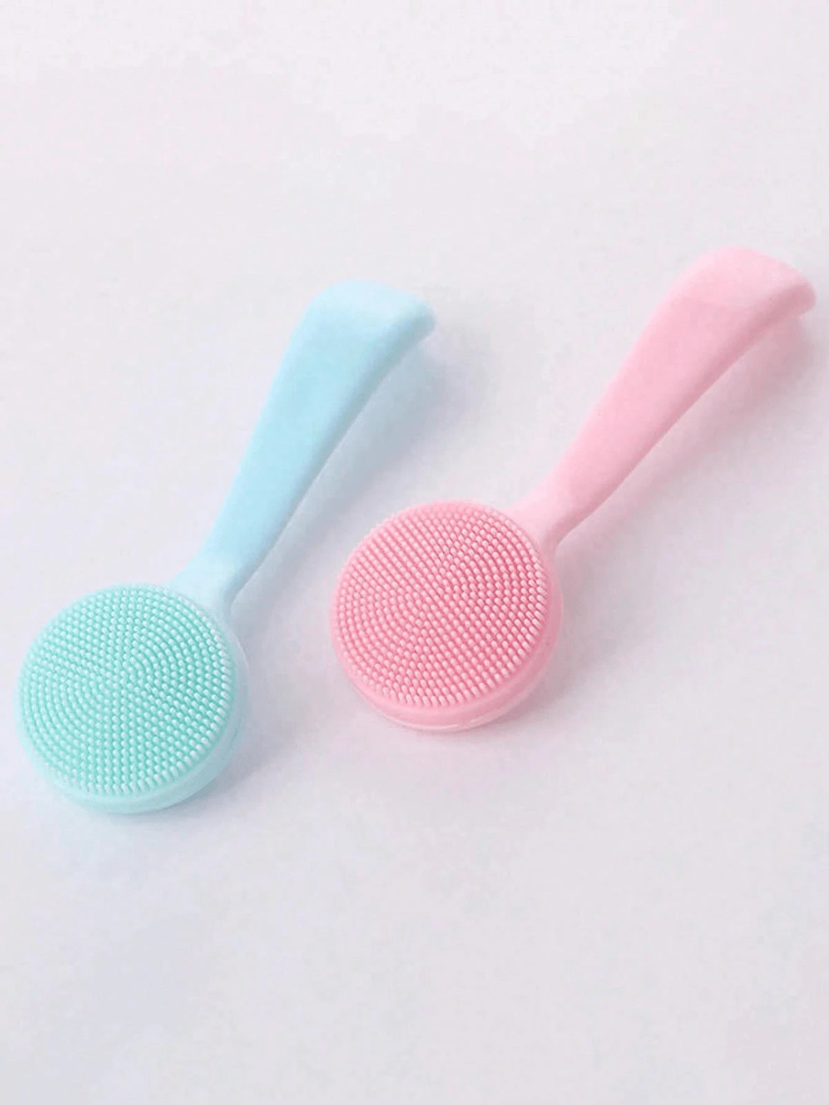 Silicone Facial Cleansing Brush — image 4